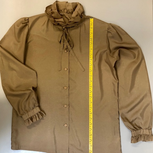 Vintage 80's Ruffled Caramel Blouse, Sz M - Picture 10 of 16